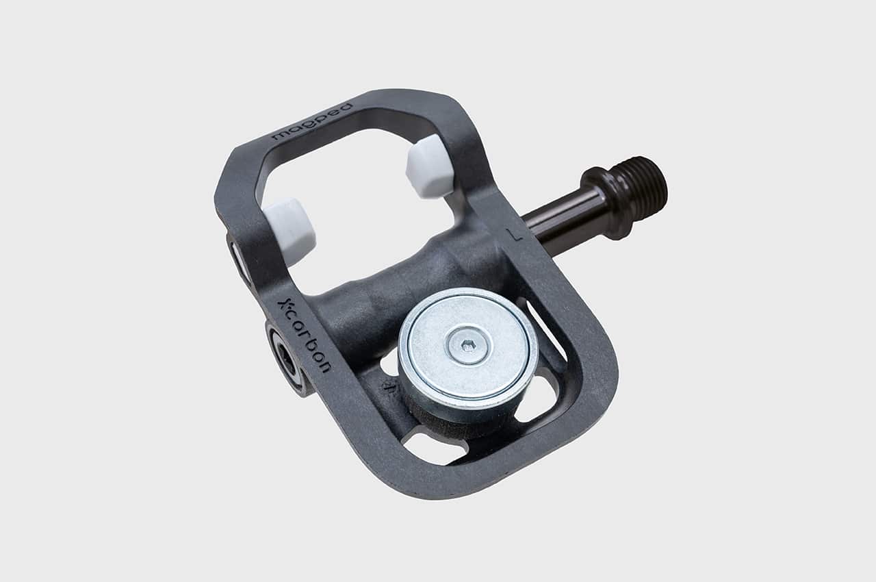 Une paire de pédales ROAD2 Magped Ttane