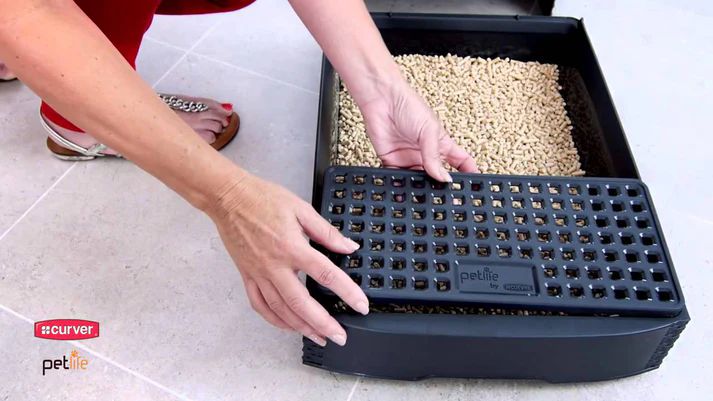 Bac à litière couvert anthracite Curver